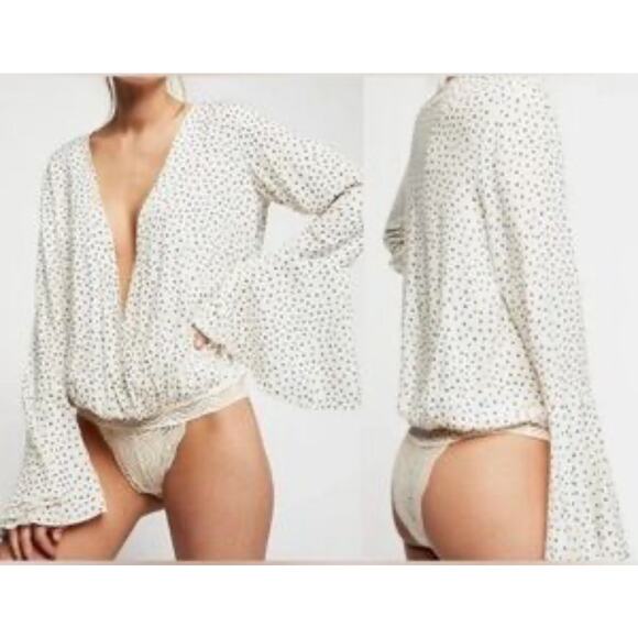 Free People Intimately Polka Dot Deep V Bell Sleeve Bodysuit boho coastal sz M - Picture 1 of 7